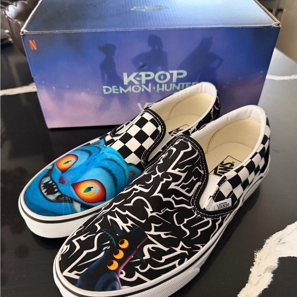 Vans Classic Slip-On KPOP DEMON HUNTERS